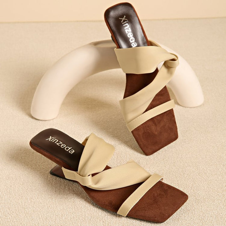 Damen Slide-Pantoletten mit stilvollem Riemendesign und bequemer Innensohle Drune