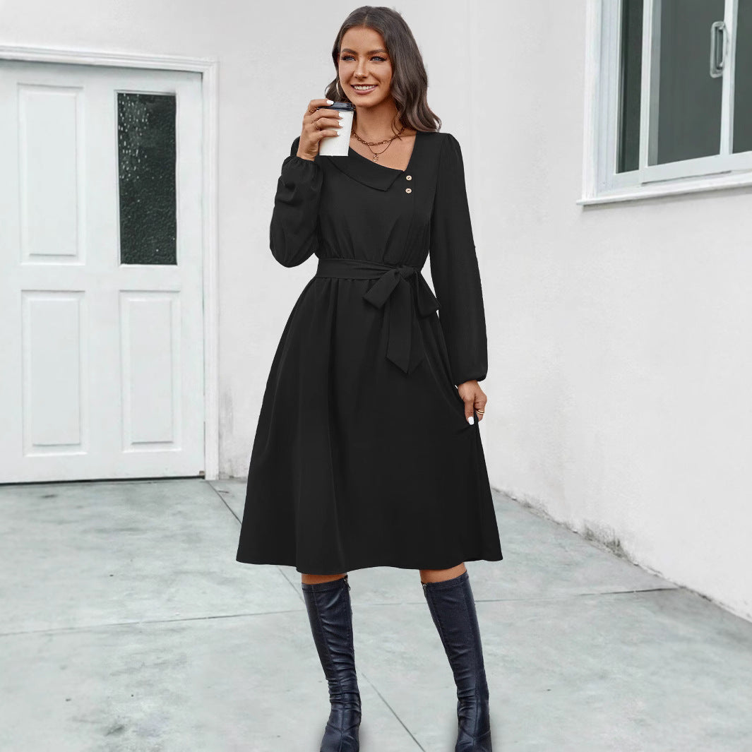 Damen Midikleid mit tailliertem Schnitt und eleganten Knopfdetails Drune