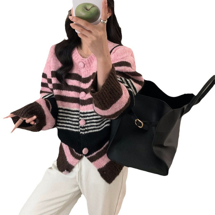 Damen modische Strickjacke mit besonderen Knopfdetails und Streifenmuster Drune