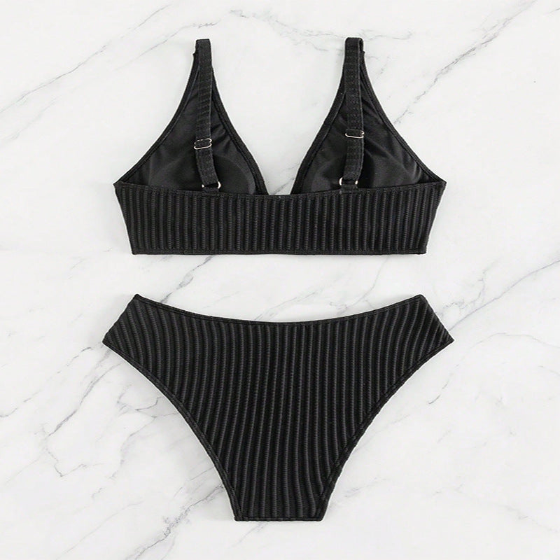 Damen Triangel-Bikini-Set mit hoch geschnittenem Slip und strukturiertem Oberteil Drune