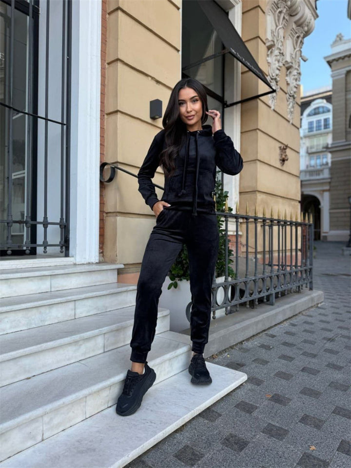 Damen weiches Velours-Lounge-Set mit Kapuzenpullover und tapered Jogginghose Drune