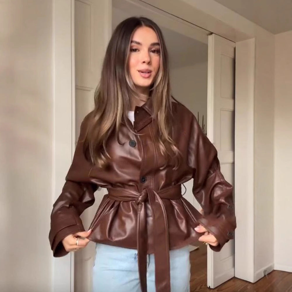 Damen Kunstlederjacke mit tailliertem Schnitt und modischem Gürtel Drune