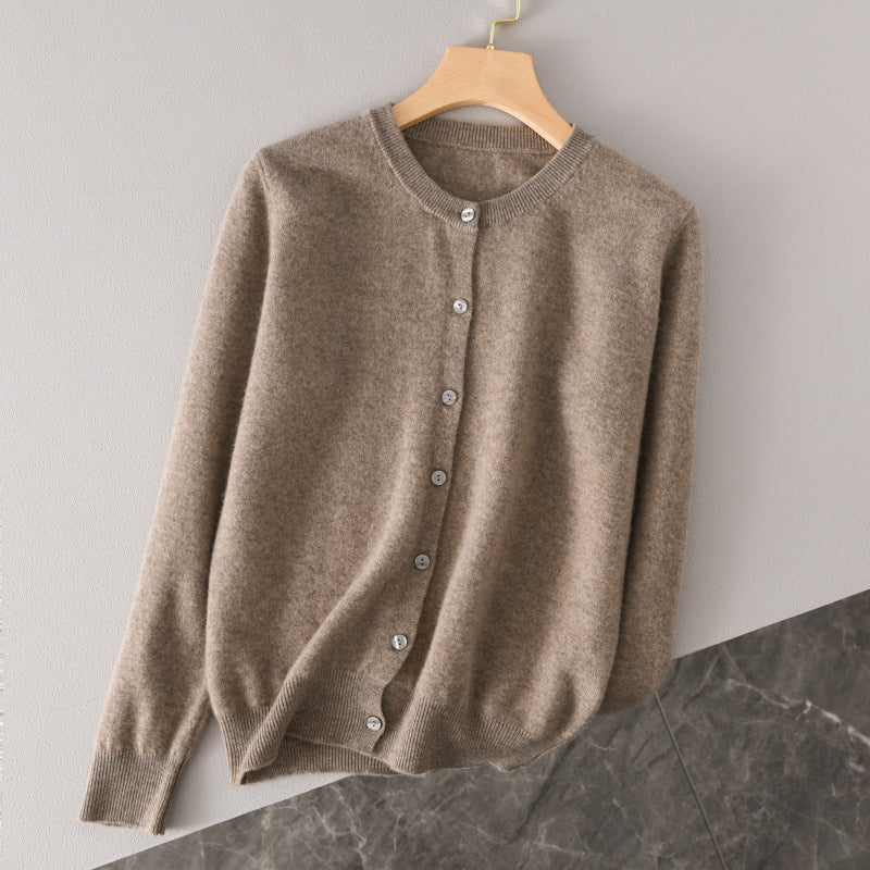Damen Leichter Rundhals-Knopfcardigan in Kaschmiroptik mit feiner Rippkante und lässiger Silhouette Drune