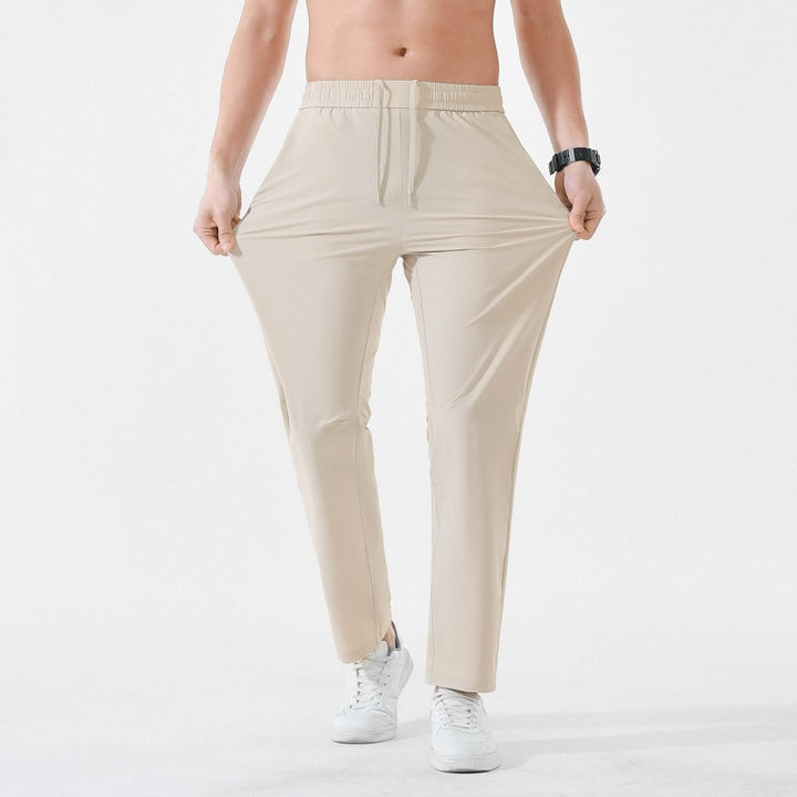 Herren Relaxed-Performance-Freizeithose mit elastischem Tunnelzug, schnell trocknendem Stretch & geradem Bein Drune