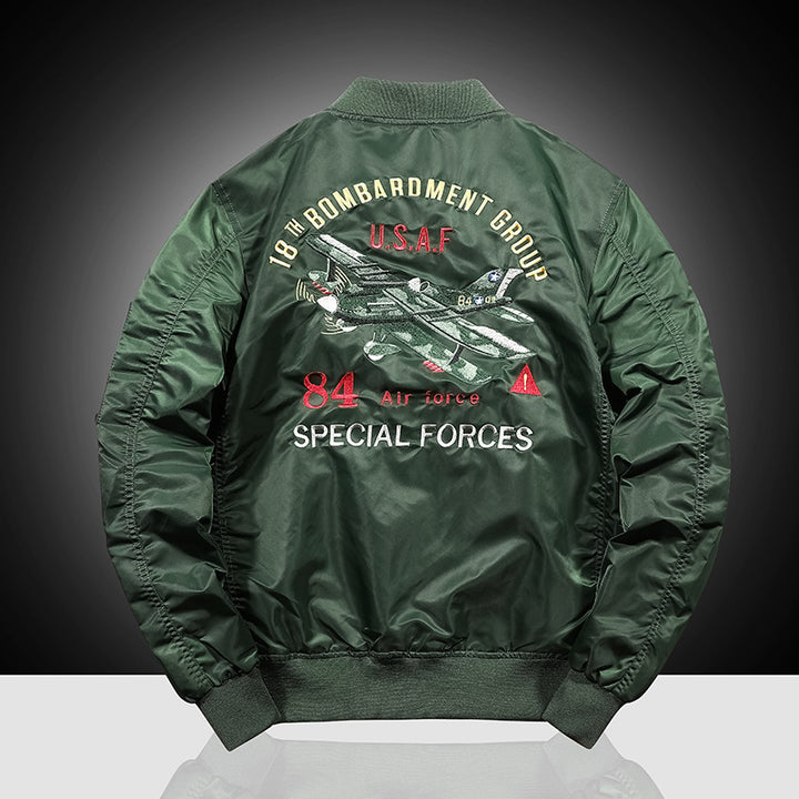 Herren Bomberblouson im Military-Patchstil mit Ärmel-Utilitytasche und geripptem Kragen Drune
