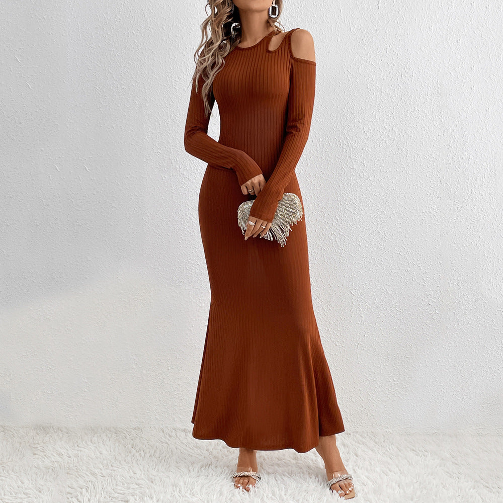 Damen geripptes Meerjungfrauen-Maxikleid mit Cold-Shoulder Cutouts, sculptender Passform und ausgestelltem Saum Drune