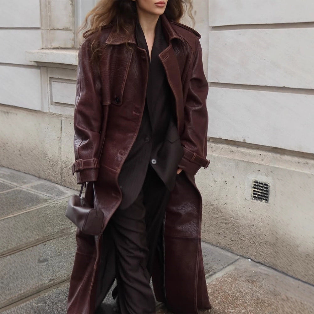 Damen Langer Trenchcoat aus Lederimitat mit Oversize-Schultern und taillierter Silhouette Drune