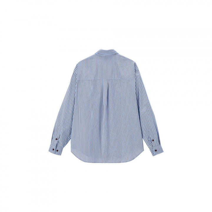 Unisex Oversize-Streifenhemd mit diagonal gestreifter Brusttasche, Kentkragen und abgerundetem Saum Drune