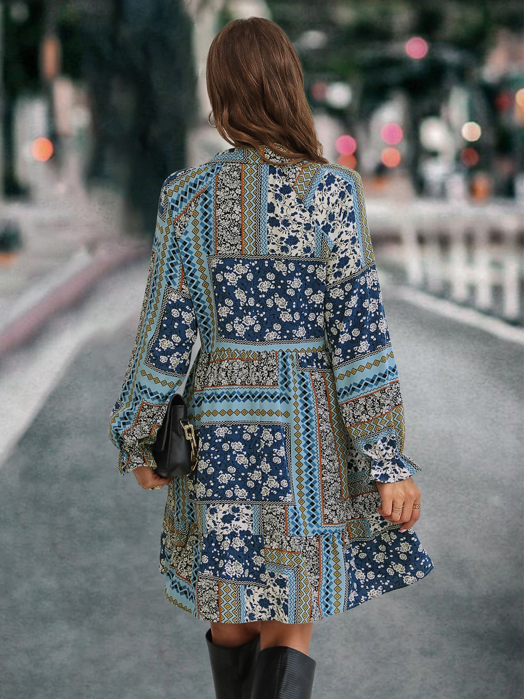 Damen Boho-Minikleid mit langen Ärmeln und buntem Muster Drune