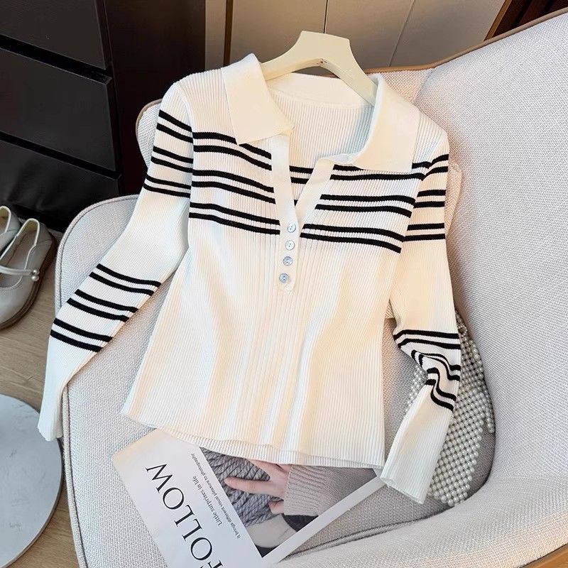 Damen gestreifter Pullover mit Knopfleiste und klassischem Kragen Drune