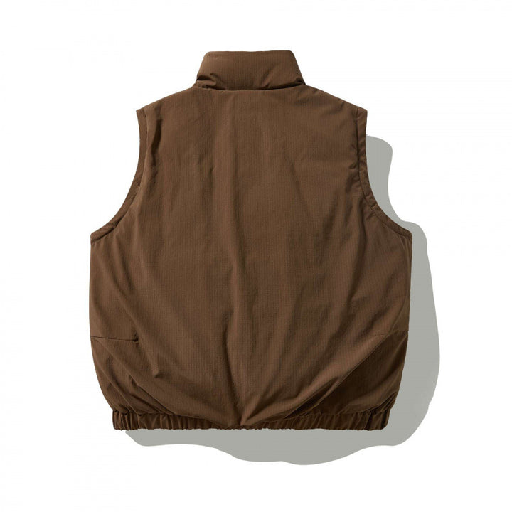 Herren Wattierte Outdoor‑Weste mit hohem Stehkragen, elastischem Saum und großen Klappentaschen Drune