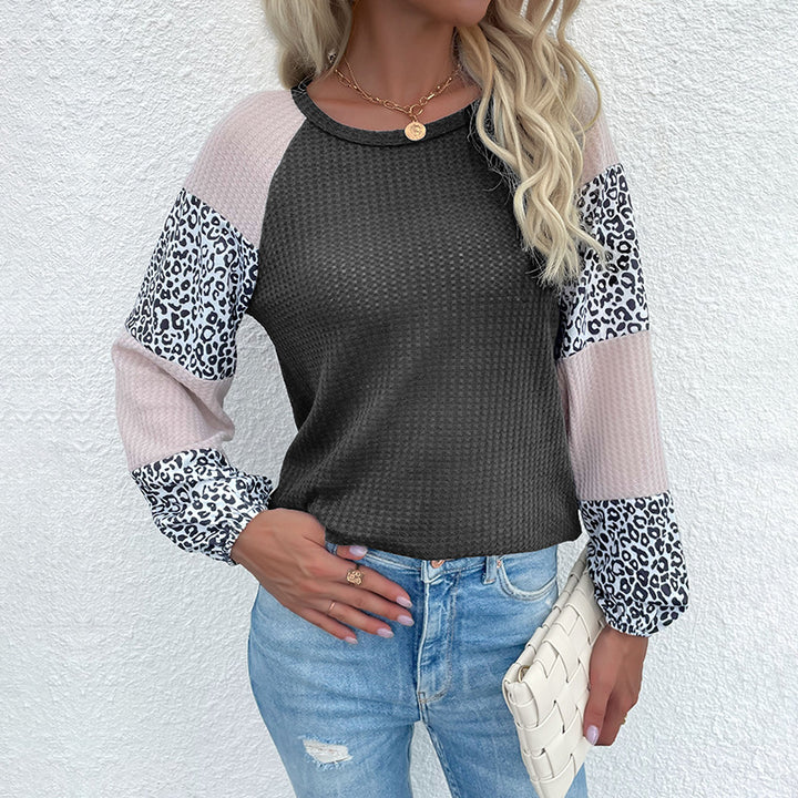 Damen Raglan-Langarmshirt aus Waffeljersey mit Colorblock-Ärmeln und Leoparden-Details Drune