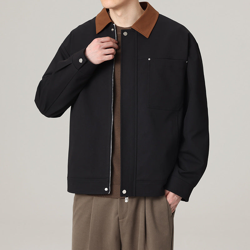 Herren Kurzjacke im Workwear-Look mit Kontrastkragen, verdecktem Reißverschluss und Brusttasche Drune