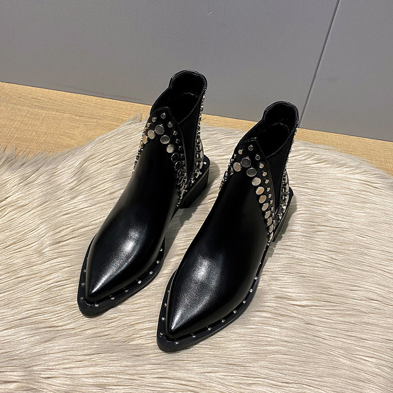 Damen Western-inspirierte Kurzschaft-Ankle-Boots mit spitzer Zehenpartie und Nietenbesatz Drune