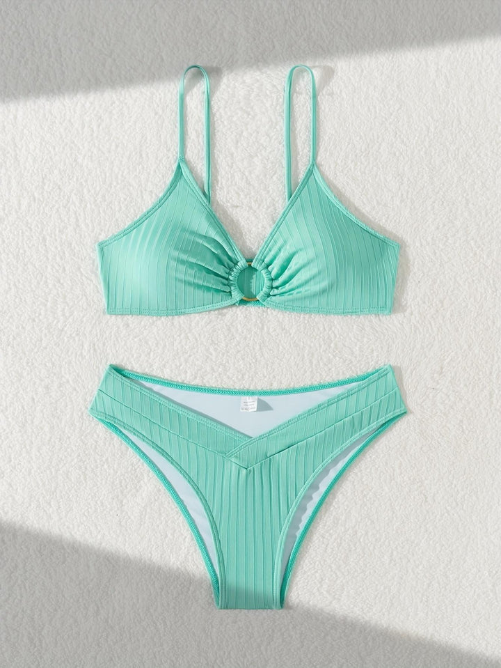 Damen Raffiniertes Bikinitop mit V-Ausschnitt und dekorativem Ring Drune