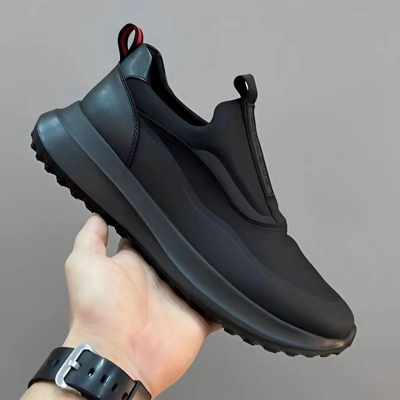 Herren Slip-On-Plateau-Sneaker mit neoprenartigem Schaft und profiliertem Trail-Profil Drune