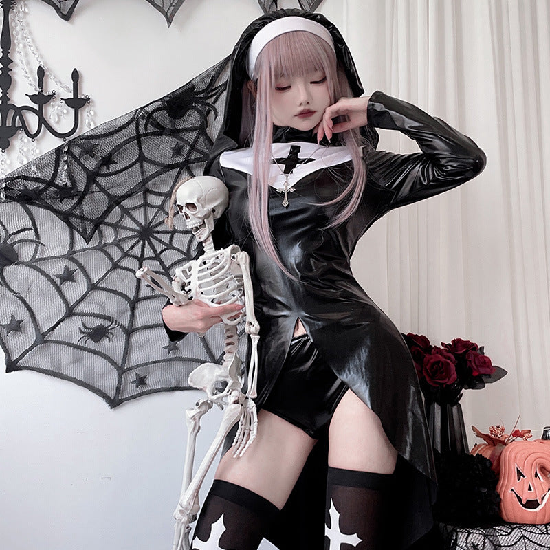 Damen Gothic Nonnenkostüm mit ausdrucksstarkem Design und transparentem Überrock Drune