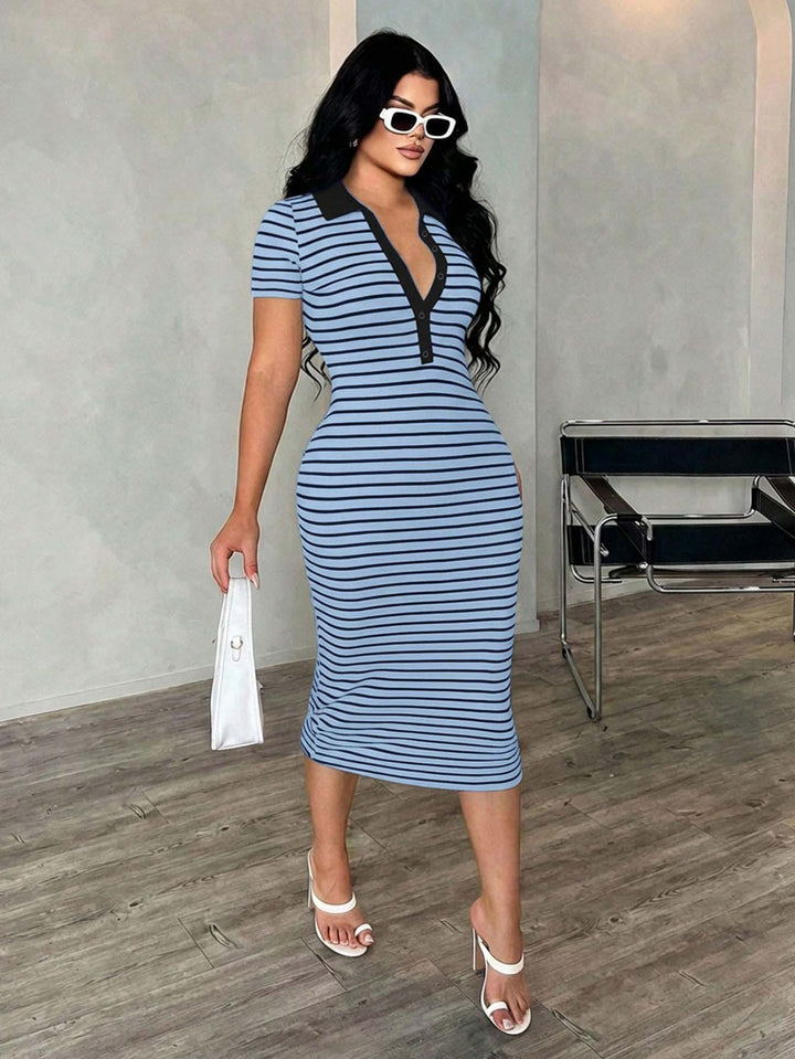Damen Figurbetontes Polokleid im Streifen‑Look aus Rippstrick mit kurzem Ärmel Drune