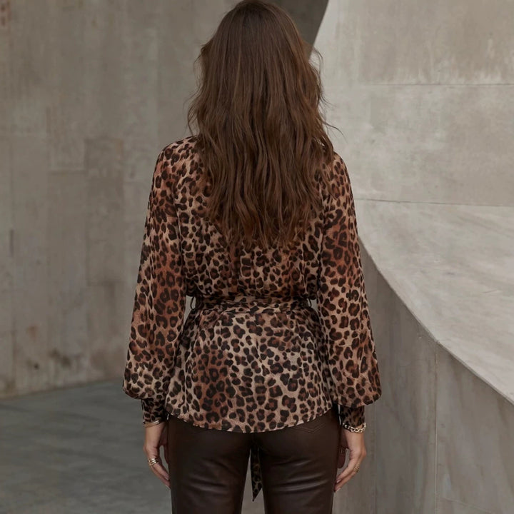 Damen Chiffonbluse mit Leopardenprint, Stehkragen und Bindeschleife Drune