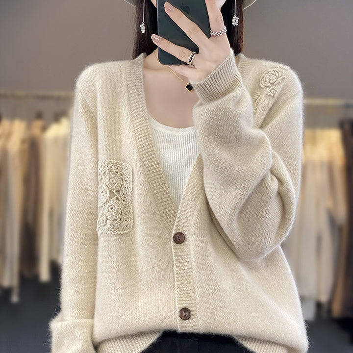 Damen Zweiteiliges Feinstrick‑Set mit Strickcardigan und Top sowie gehäkelten Blumenapplikationen Drune