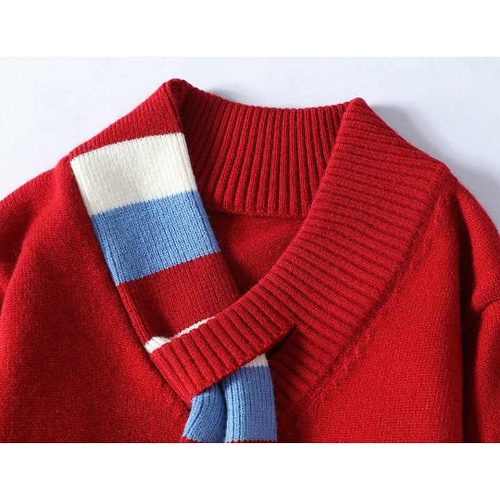 Herren V-Ausschnitt Strickpullover mit integriertem Kontraststreifen-Schal und gerippten Bündchen Drune