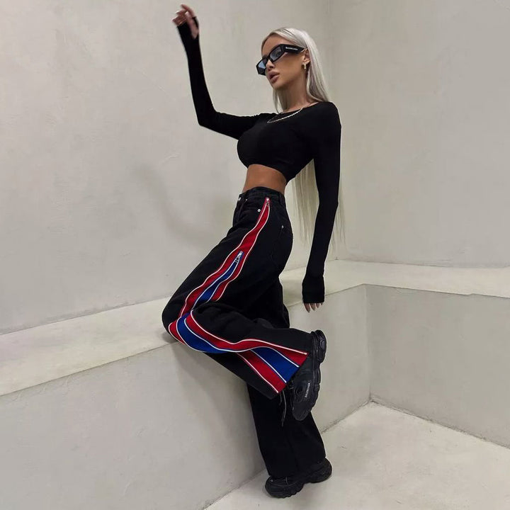 Damen Sportliches Crop-Top mit langen Ärmeln und farbigen Seitenstreifen Drune