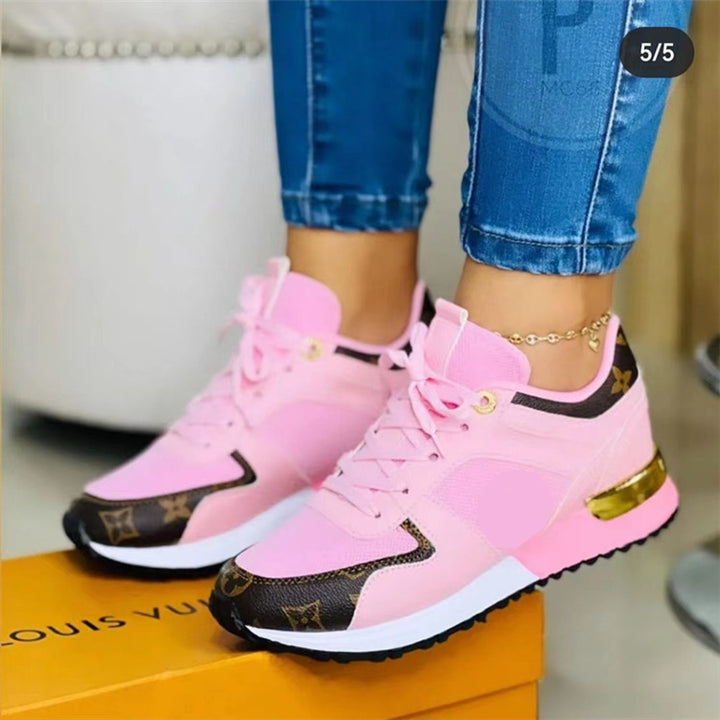 Damen Plateau-Sneakers mit atmungsaktivem Mesh, gepolsterter Innensohle und dekorativem Logomuster-Besatz Drune