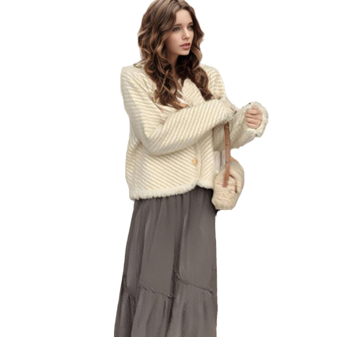 Damen Strickjacke mit dekorativen Knöpfen und weichem Textil Drune