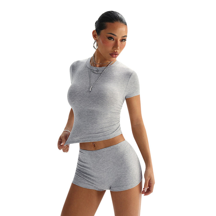 Damen Set aus figurbetontem T-Shirt und Shorts Drune