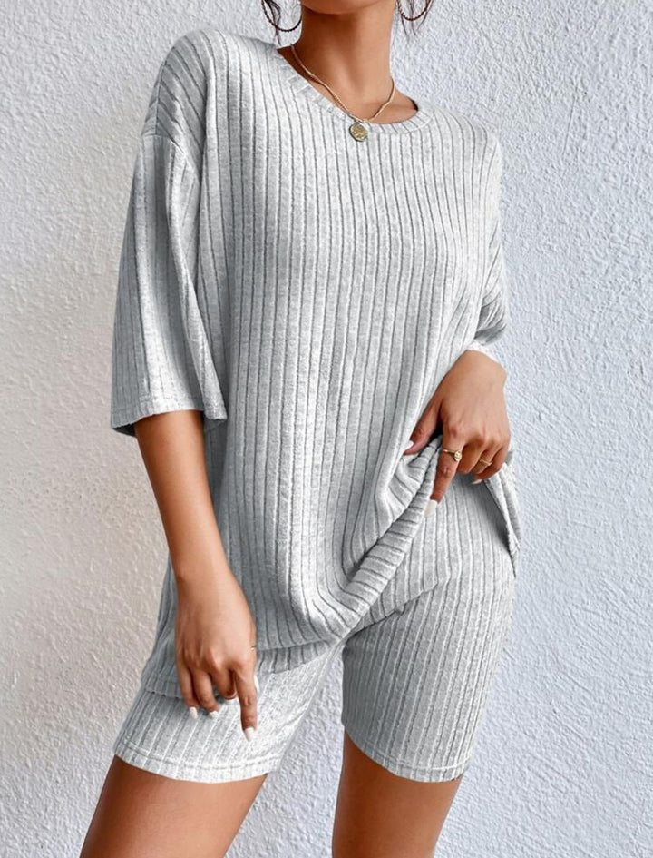 Damen komfortables Kurzarm Set mit Rippstrick und relaxed Schnitt Drune