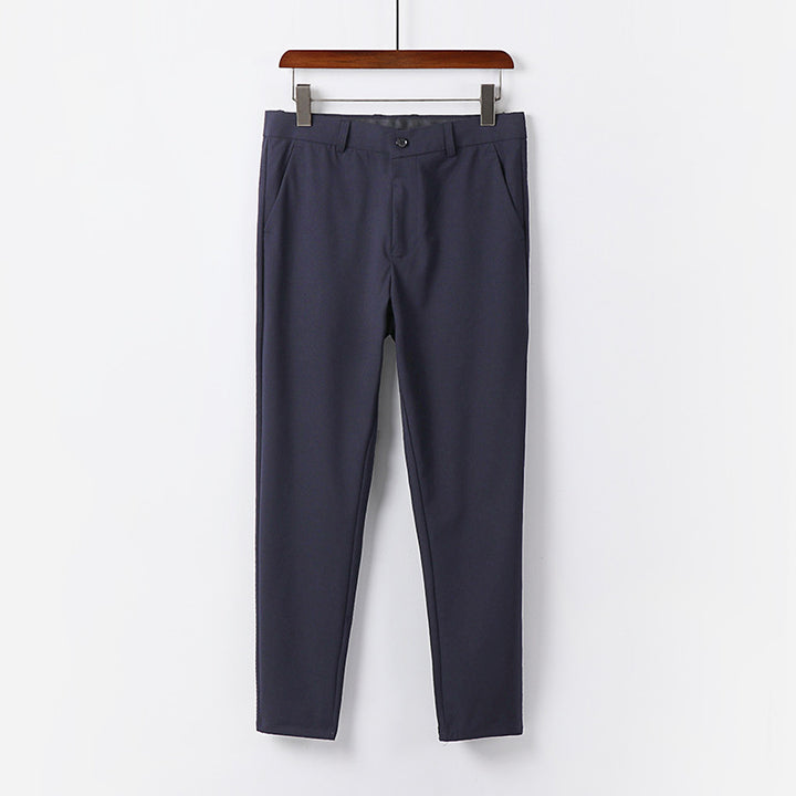 Herren Schmale Chino-Hose aus Stretch-Baumwollmix mit schmalem Bein und Bundfalten Drune