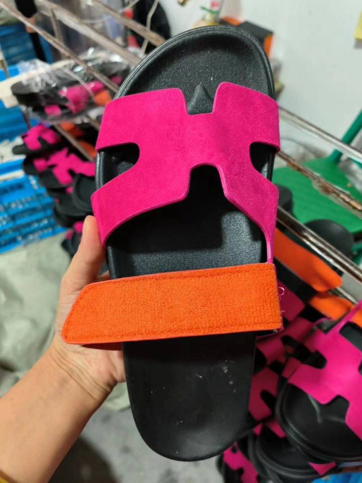 Damen Modische Sandalen mit verstellbarem Riemendesign und ergonomischem Fußbett Drune