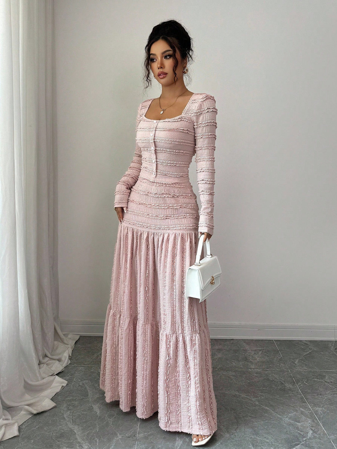 Damen Figurbetontes strukturiertes Maxikleid mit quadratischem Ausschnitt und Knopfleiste Drune
