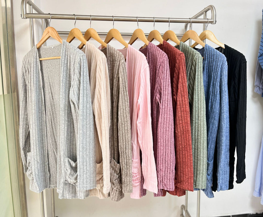 Damen lässige Strickjacke mit Rippstruktur und praktischen Taschen Drune