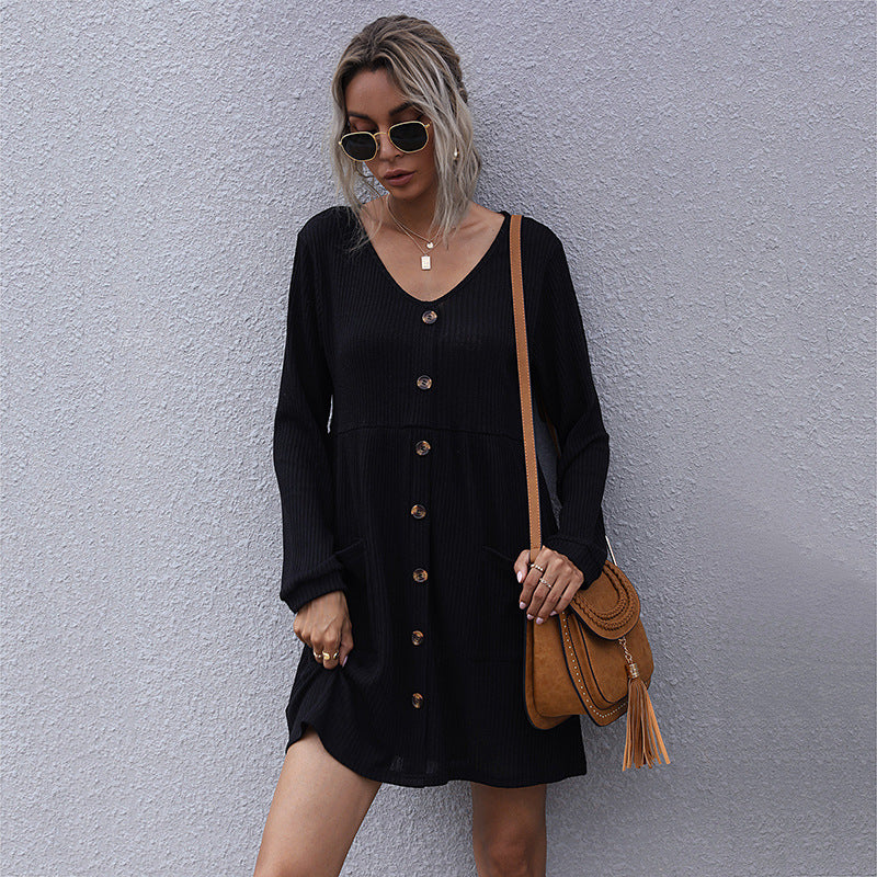 Damen Strick-Kurzkleid mit V‑Ausschnitt, Knopfleiste und Eingrifftaschen Drune