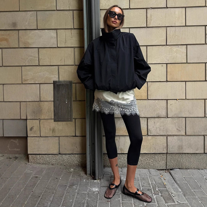 Damen Cropped Windjacke mit hochschließendem Stehkragen und kastiger Silhouette Drune
