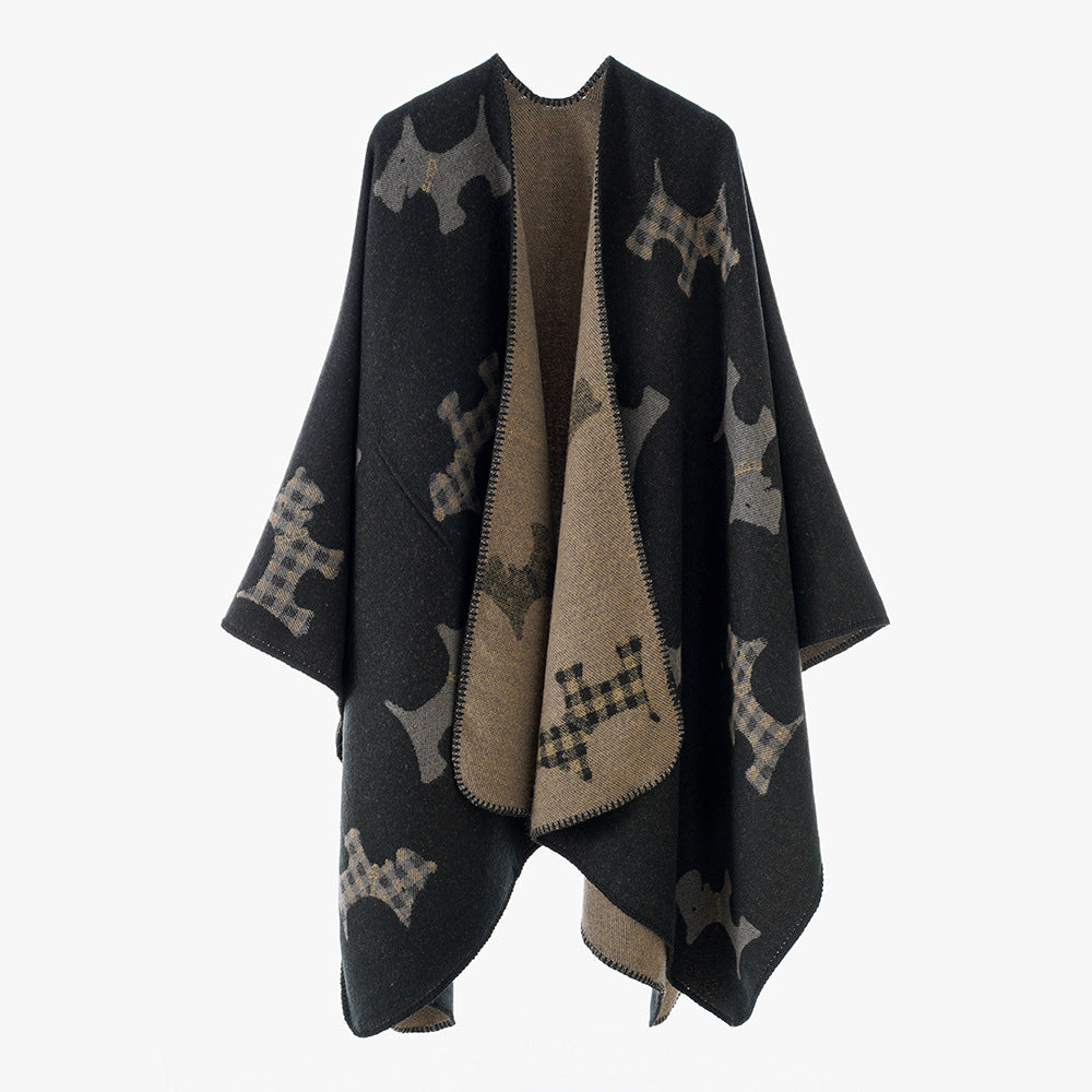 Damen Oversize-Poncho mit jacquardgewebtem Terrier‑Motiv und kontrastiertem Innenfutter Drune