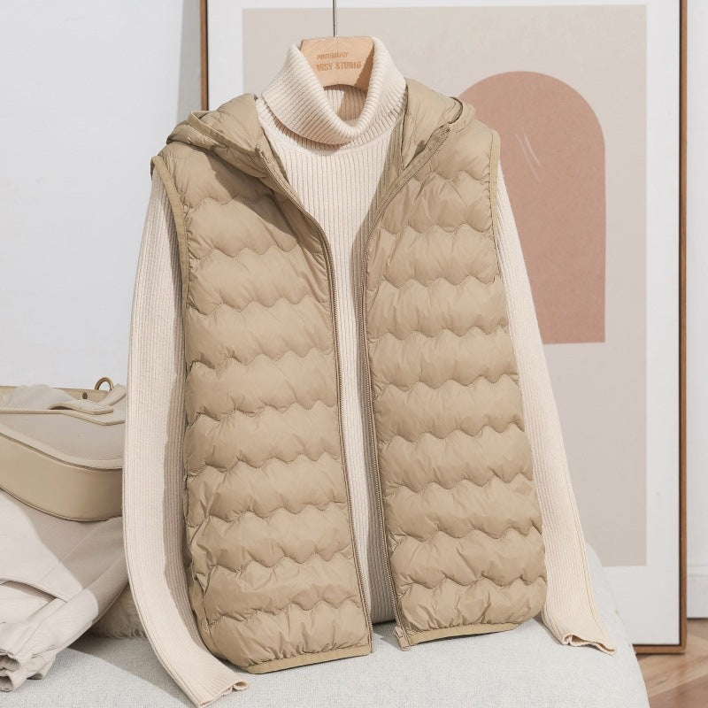 Damen Ultraleichte Kapuzen-Steppweste mit ergonomischer Wellensteppung und kompaktem Packformat Drune