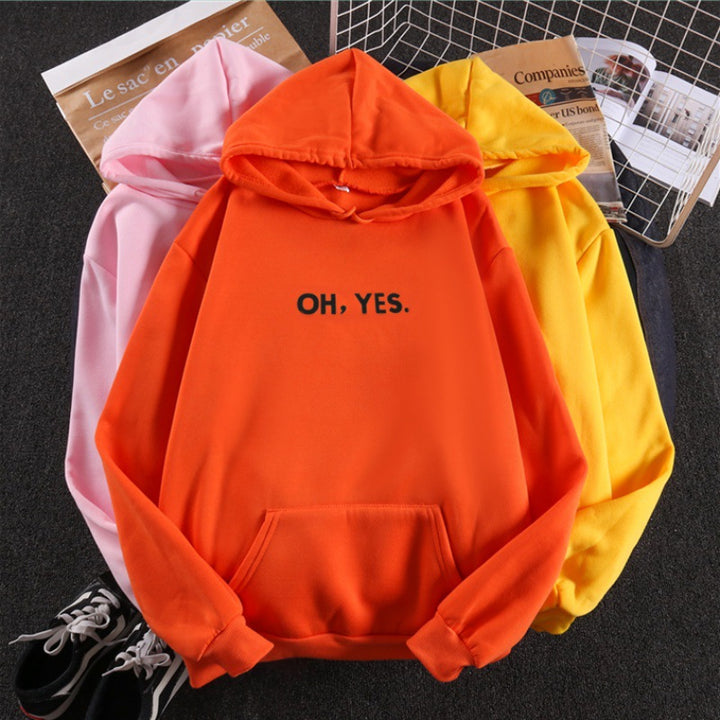 Damen nan Kapuzenpullover mit weichem Innenfutter, Kängurutasche und dezentem Frontprint Drune