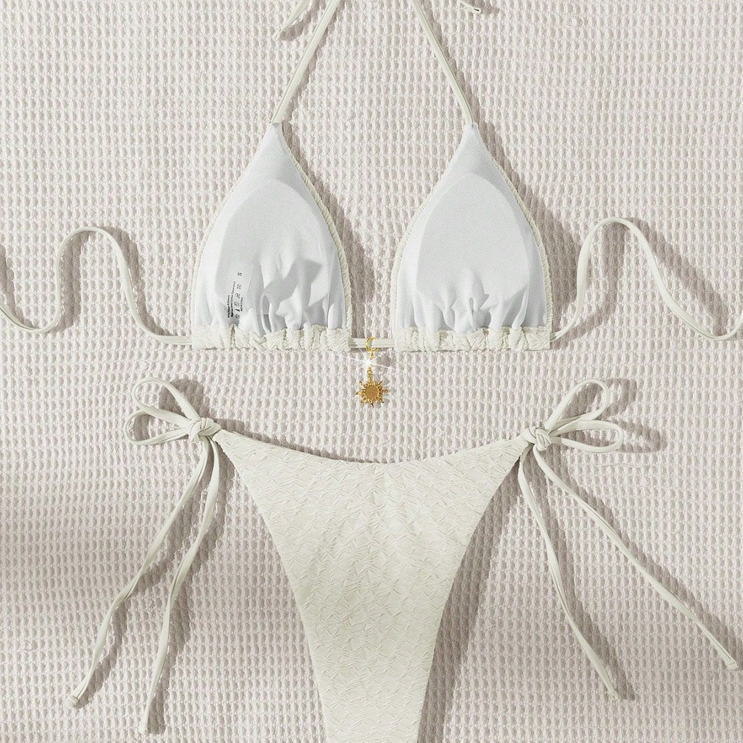 Damen Triangel-Bikini mit zarten Rüschendetails Drune
