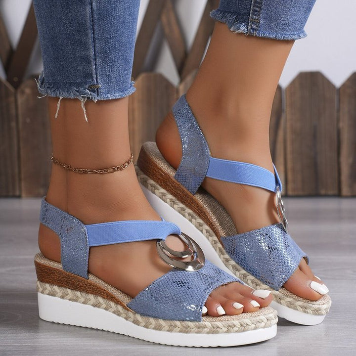 Damen Keil-Sandalen mit Bast-Plateau, elastischem Riemen und Zier-Öse Drune