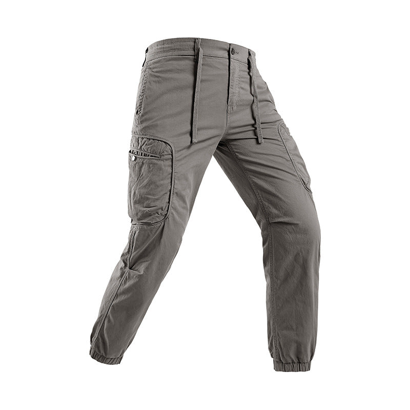 Herren Leichte Trekking‑Cargohose im Joggercut mit elastischem Knöchelabschluss und multifunktionalen Seitenklapptaschen Drune