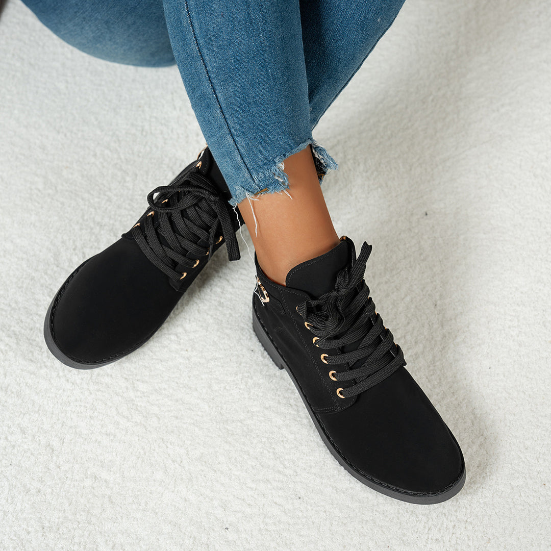 Damen Schnür-Booties mit kleinem Blockabsatz und Herz‑Metallapplikation Drune