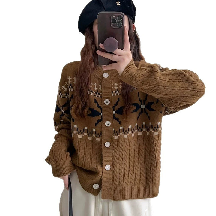 Damen Strickjacke mit folkloristischem Muster und hochwertiger Zopfstruktur Drune