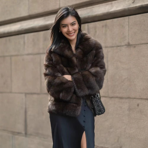 Damen luxuriöse Kuschelfelljacke im modischen Design Drune