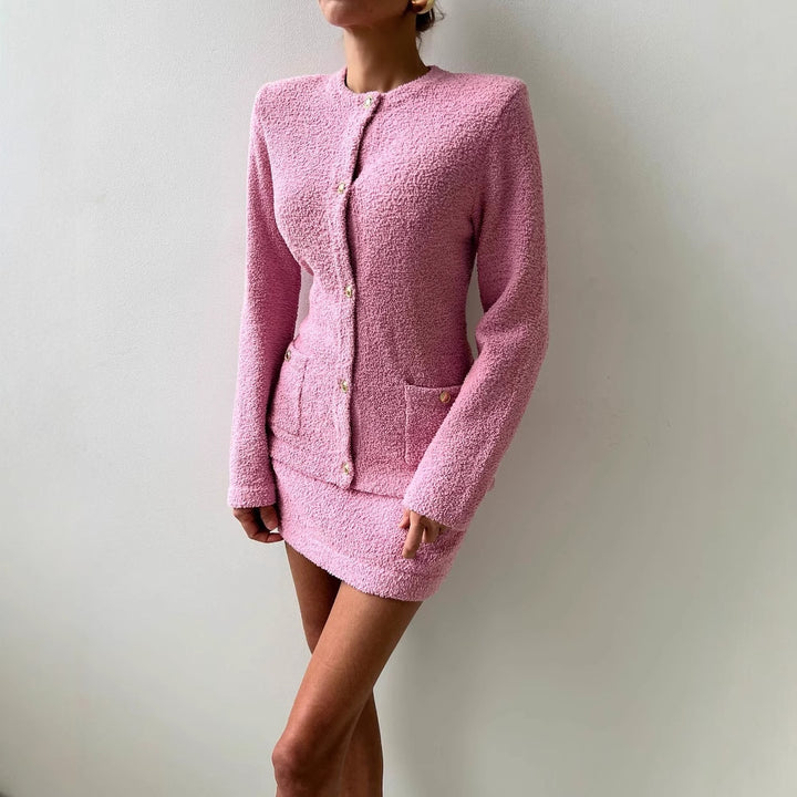 Damen elegante Strickjacke mit zwei Taschen und schimmernden Knopfdetails Drune