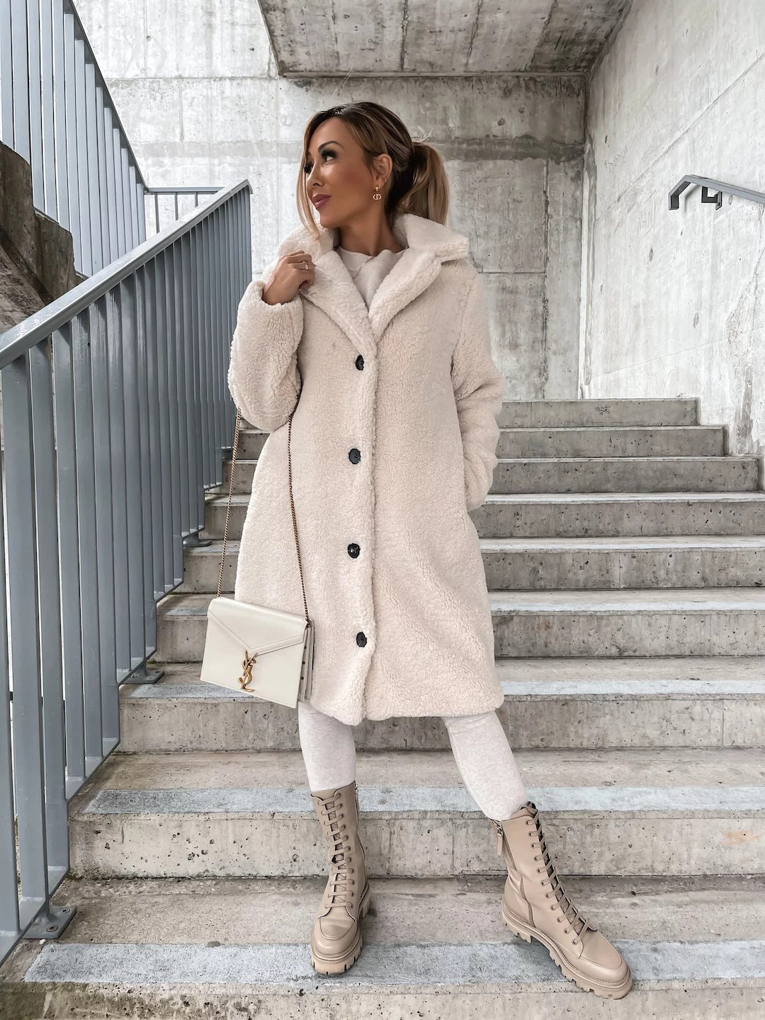 Damen Lange Teddy Faux-Shearling Knopf-Front Mantel mit Reverskragen Drune