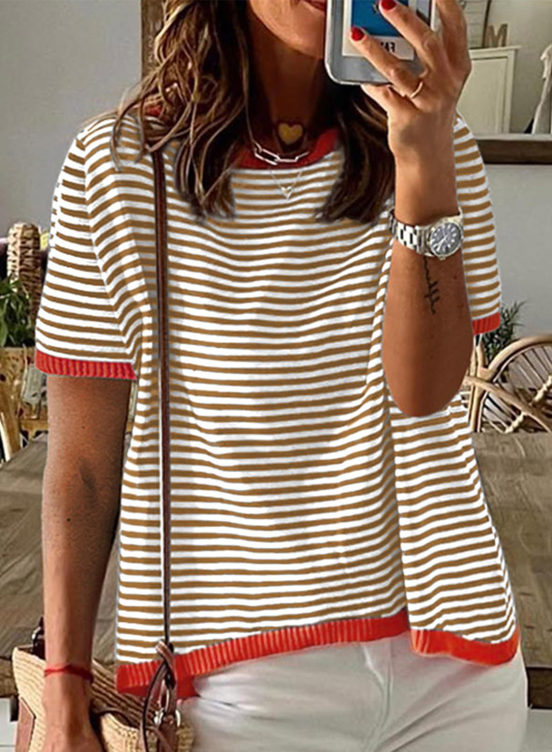 Damen gestreiftes Kurzarmshirt mit kontrastierenden Bündchen und weichem Material Drune