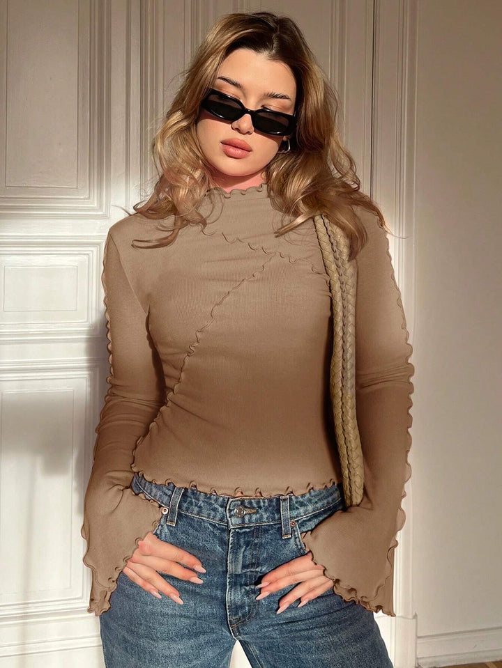 Damen Geripptes Langarmshirt mit Rüschen-Saum und Stehkragen Drune