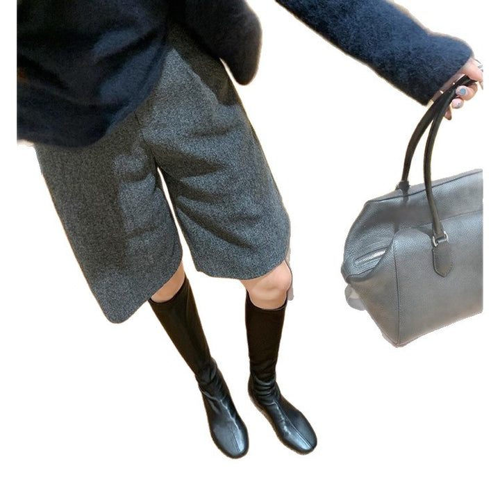 Damen Lederstiefel kniehoch mit schlanker Silhouette und flachem Absatz Drune